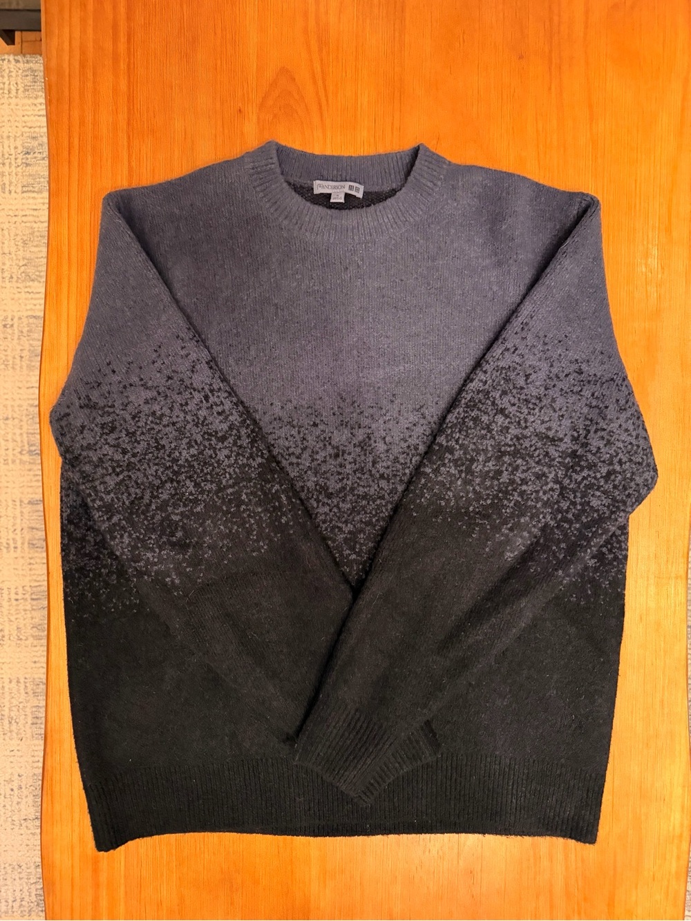 JW Anderson x UNIQLO Ombré Gradient Knit Crewneck Sweater Men’s M